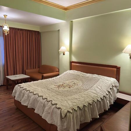 Hotel Nahar Nilgiris Ooty Eksteriør billede