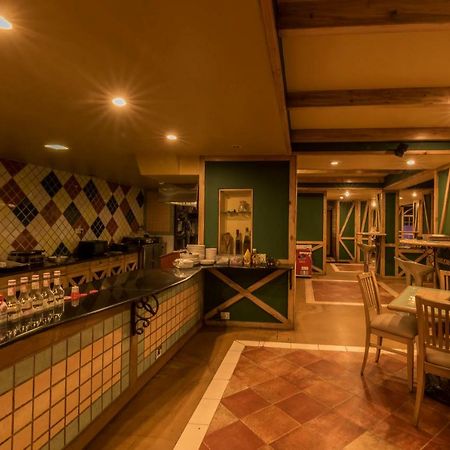 Hotel Nahar Nilgiris Ooty Eksteriør billede