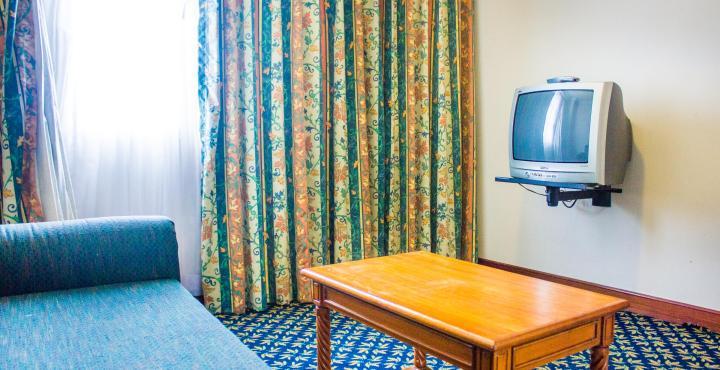 Hotel Nahar Nilgiris Ooty Eksteriør billede