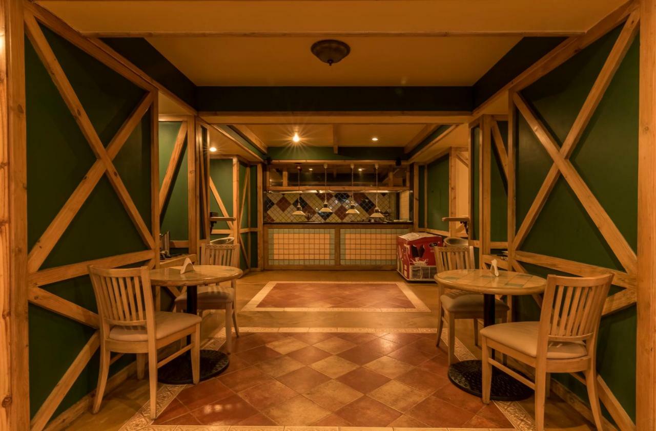 Hotel Nahar Nilgiris Ooty Eksteriør billede